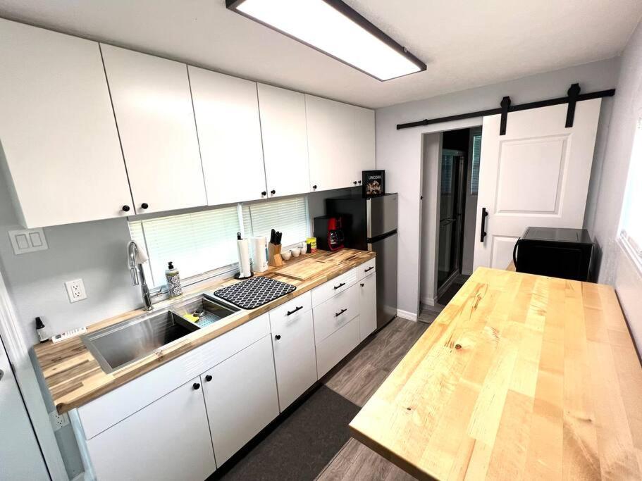 1Bed 1Bath Container Home Centrally Located Cypress Gardens Екстериор снимка